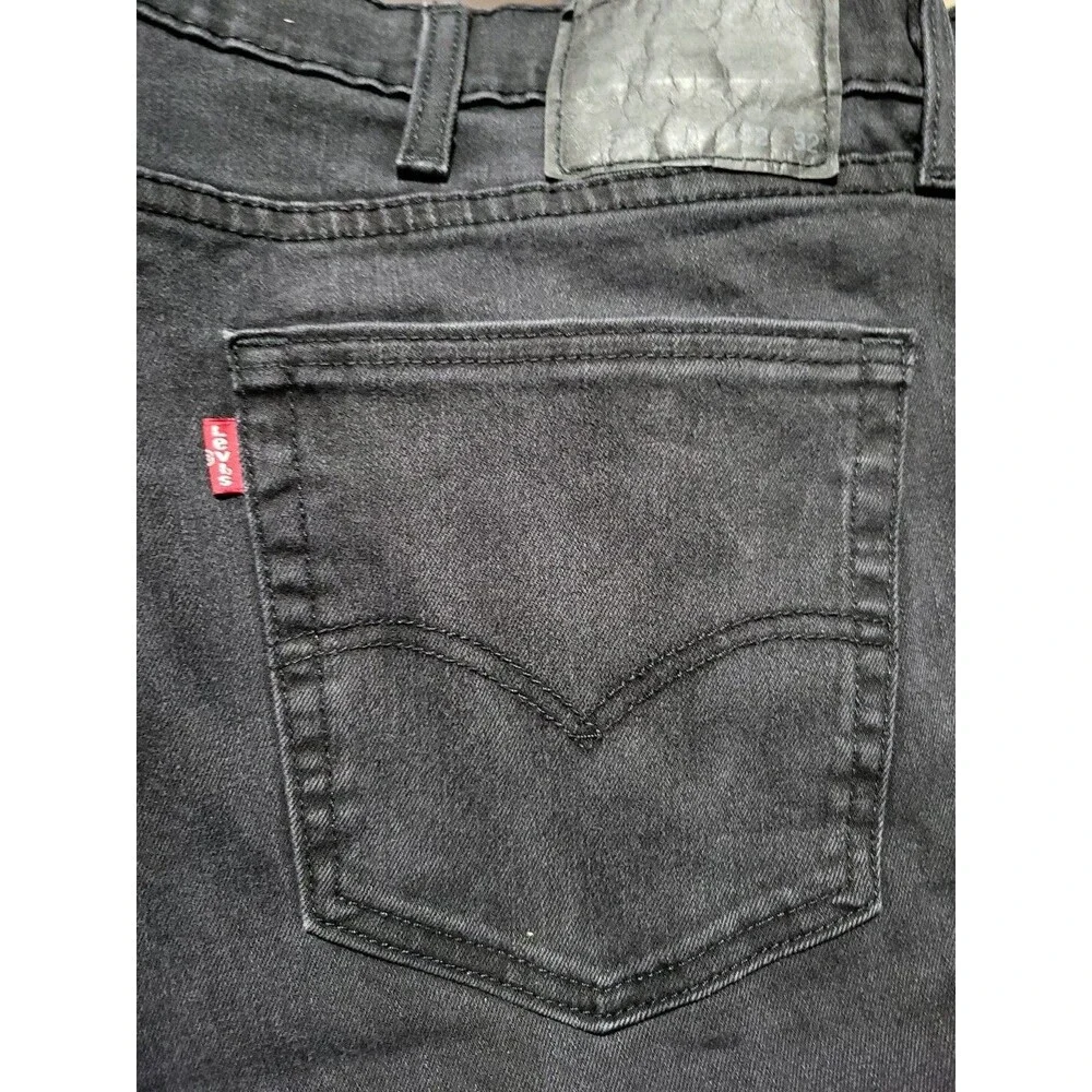 Levi's 541  Men's Size 42x32  Straight Regular Black Water   Less